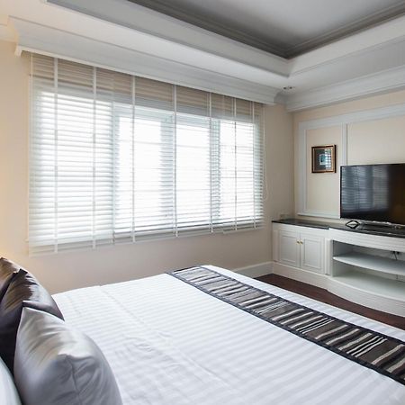 The Lek Aree Bed & Breakfast Bangkok Room photo