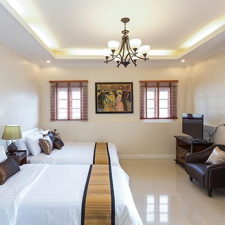 The Lek Aree Bed & Breakfast Bangkok Exterior photo