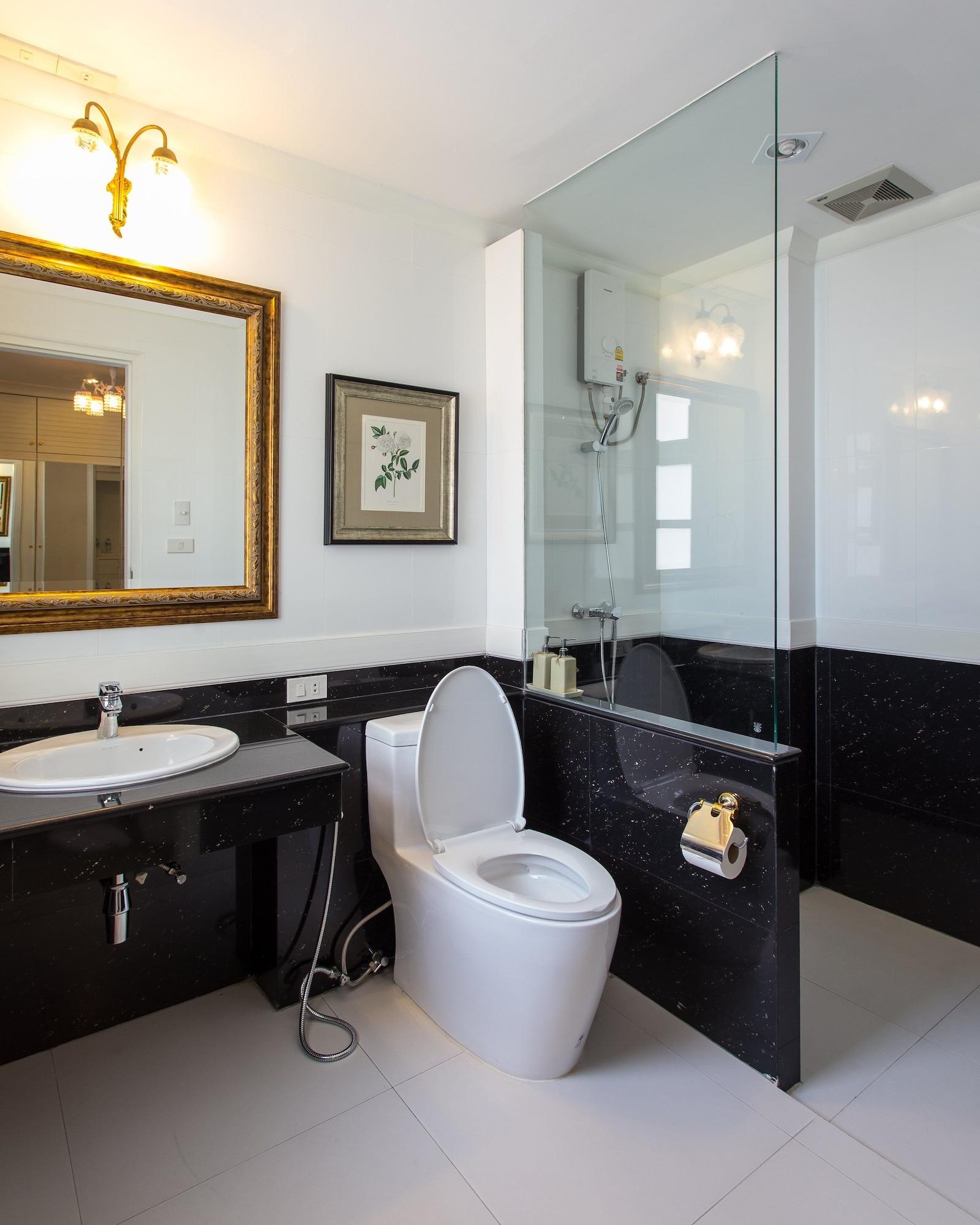 The Lek Aree Bed & Breakfast Bangkok Exterior photo