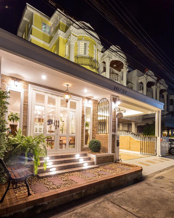 The Lek Aree Bed & Breakfast Bangkok Exterior photo